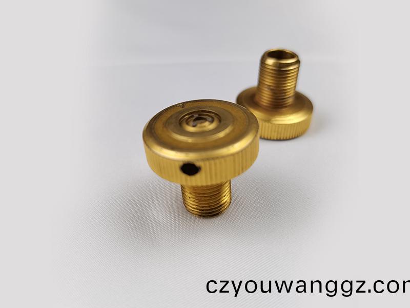 得(de)人(ren)精(jing)工爲(wèi)電子行業(yè)(ye)提供吸(xi)嘴(zui)、颳刀、測試平(ping)檯、分(fen)選盤(pan)等