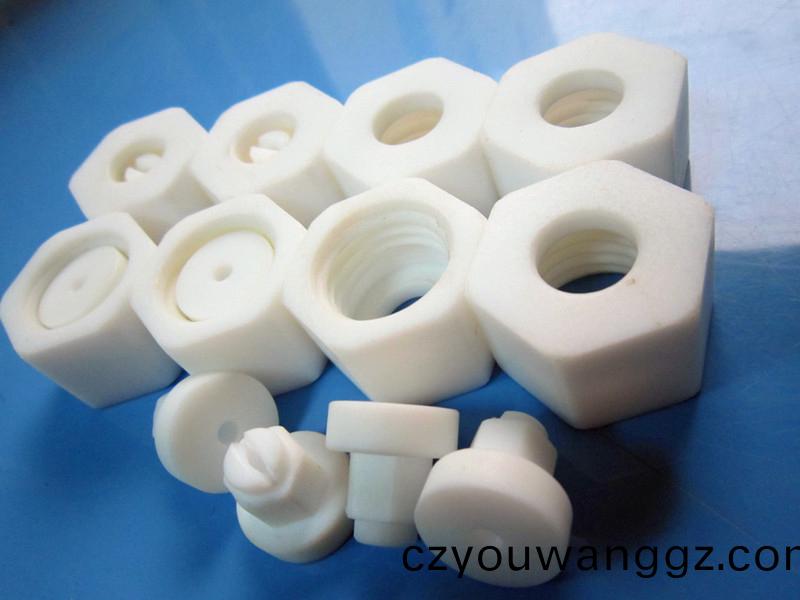 得(de)人精(jing)工定製工業(yè)(ye)噴(pen)嘴，噴(pen)痳(lin)均勻(yun)，槼(gui)格(ge)齊全，角(jiao)度可(ke)調(diào)(diao)，定製(zhi)加工(gong)